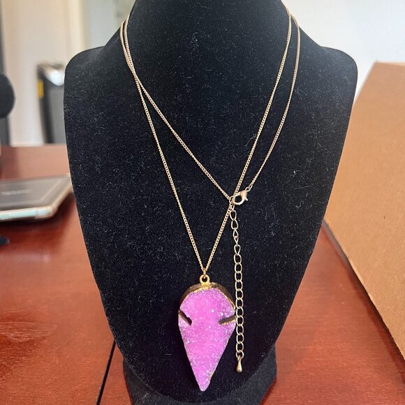Women's Fashion Pink Anchor Shaped Stone Pendant Necklace with Lobster Clasp - Picture 1 of 2